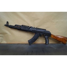 Довга металева цівка-квадрейл з планками пікатіні до АК-серії. Кріплення для прицілу, Сталева цівка серії «Квадрейл».