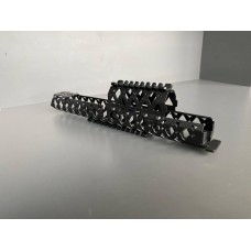 Довга металева цівка з планками пікатіні до АК-серії. Сталева серії «Хрест».