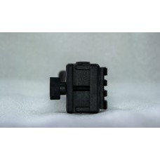 Ручка перенесення вогню з відкидними сошками на цівку, передня ручка переносу вогню на планку пікатіні. До автоматів АК